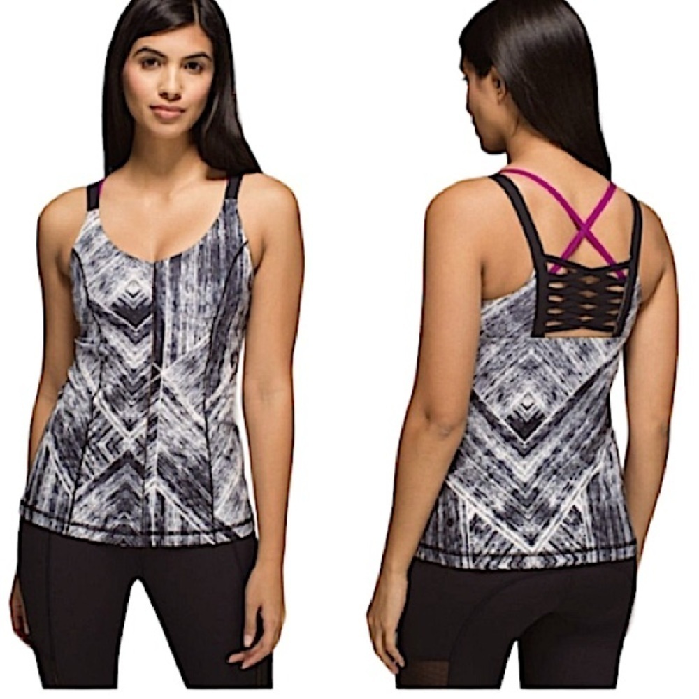 lululemon Hot To Street Tank Heat Wave
White/Black/Regal Plum size 8 - Picture 7 of 7